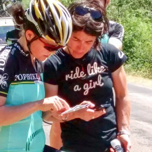 Anna Wilson (L) and Liv Gollan (R) Topbike Tour Guides