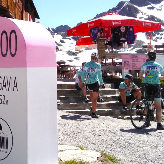 Passo Gavia, Alt 2652m, Italian Climbs with Topbike Tours
