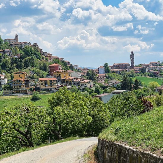 Tour of Piemonte, Village of village of monforte d'alba, in the heart of the Piedmontese Langhe
